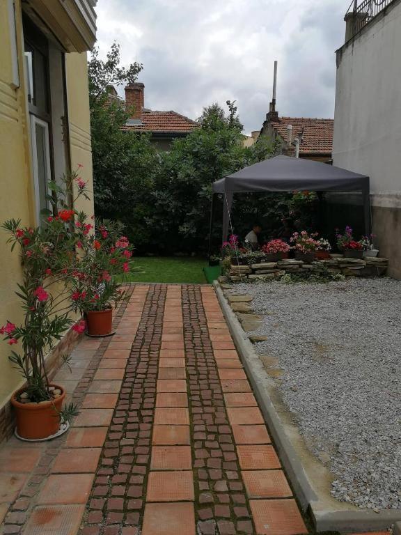 Стонел Apartment Veliko Turnovo Bagian luar foto