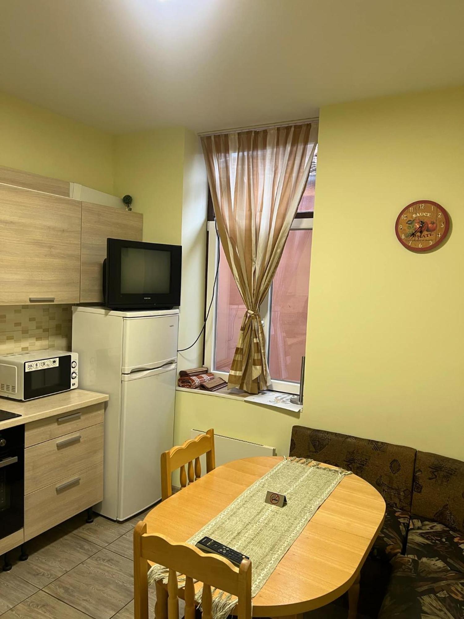 Стонел Apartment Veliko Turnovo Bagian luar foto